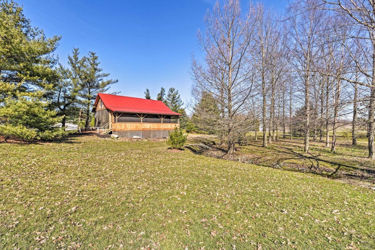 Honey House Cabin - A Quiet Countryside Retreat! Nappanee Exterior foto